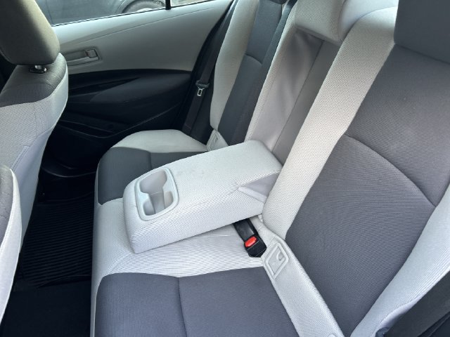 Used 2026 Toyota Corolla LE FWD image 30