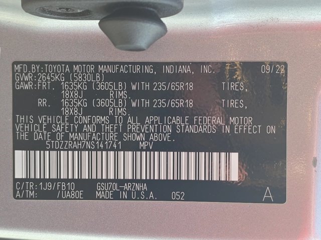 Used 2022 Toyota Highlander LE FWD image 26