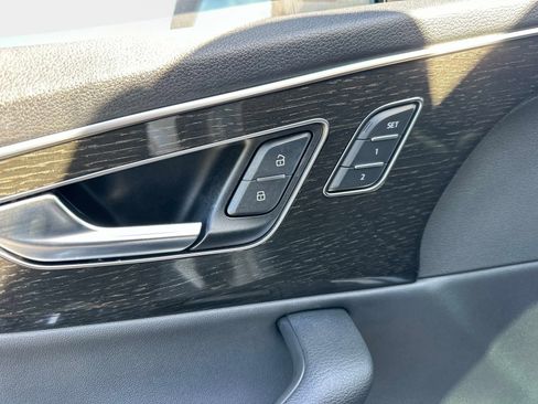 Used 2023 Audi Q7 3.0T Premium image 19