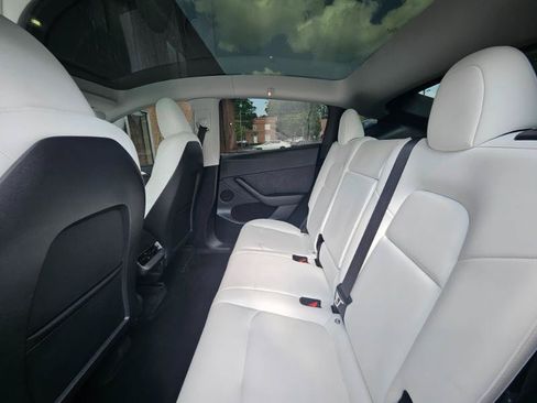 Used 2023 Tesla Model Y AWD image 63