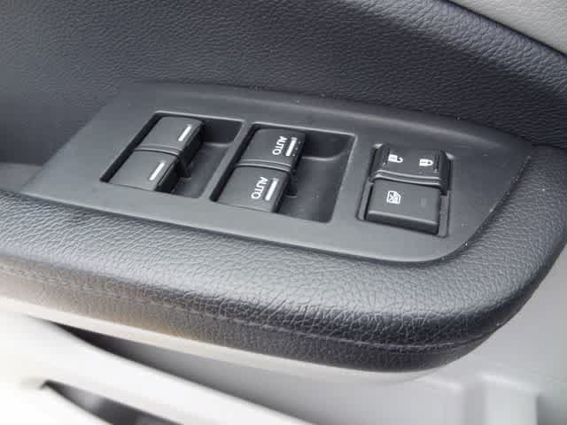 Used 2017 Honda Pilot Touring image 21