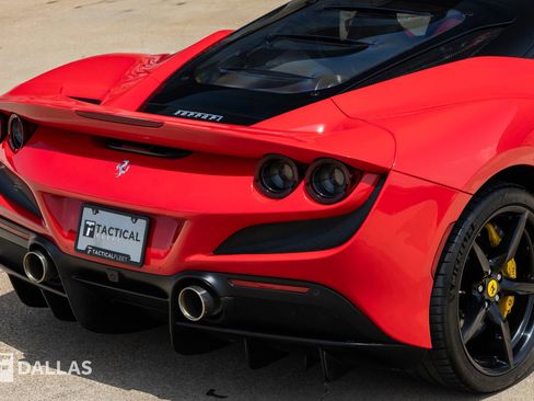 Used 2020 Ferrari F8 Tributo RWD image 16