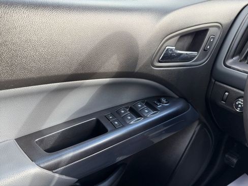Used 2019 Chevrolet Colorado Z71 image 19
