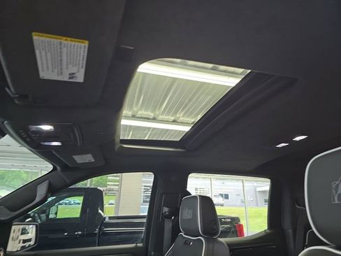Certified 2023 GMC Sierra 1500 AT4X w/ AT4X AEV Edition AWD/4WD image 15