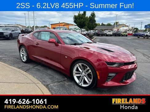 Used 2017 Chevrolet Camaro SS RWD image 7
