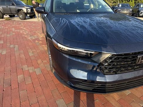 Used 2024 Honda Accord EX image 20