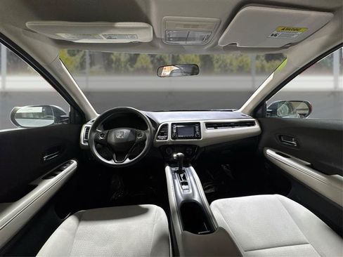 Used 2021 Honda HR-V LX image 23