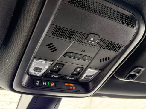 Certified 2023 Cadillac XT5 Premium Luxury AWD/4WD image 32
