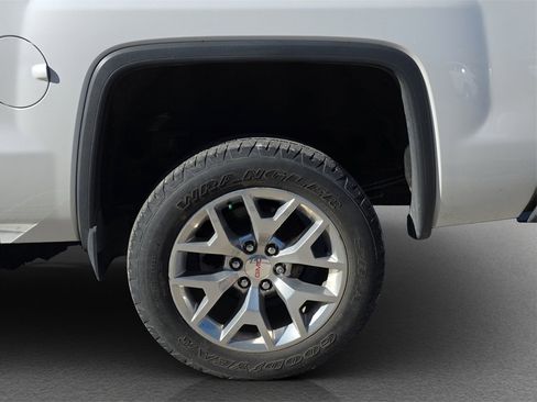 Used 2018 GMC Sierra 1500 SLT image 5