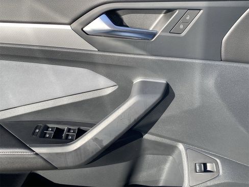 New 2026 Volkswagen Jetta SE image 17