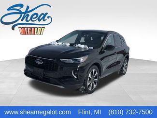 Used 2023 Ford Escape Platinum video 1