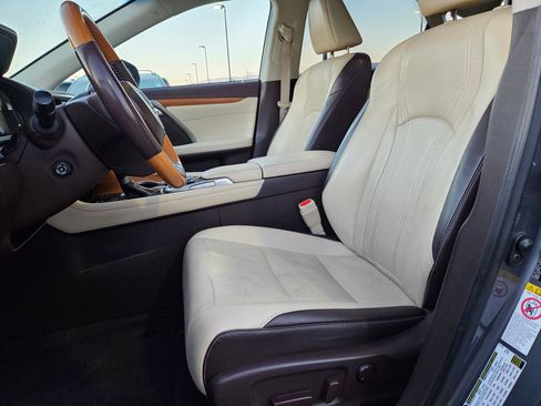 Used 2016 Lexus RX 450h AWD image 17