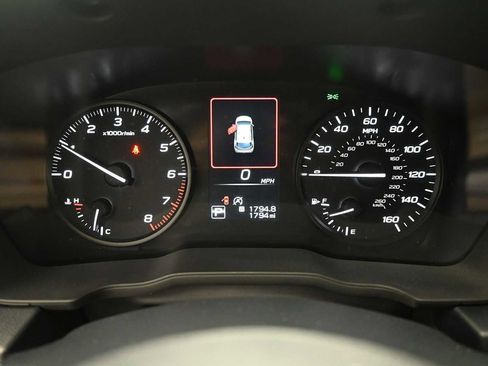 Used 2024 Subaru Impreza 2.0i AWD/4WD image 8