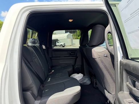 New 2026 RAM 2500 Tradesman AWD/4WD image 28