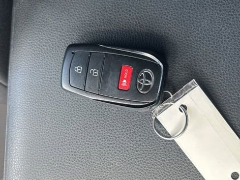 Used 2025 Toyota Tacoma SR w/ SR Upgrade Package image 19