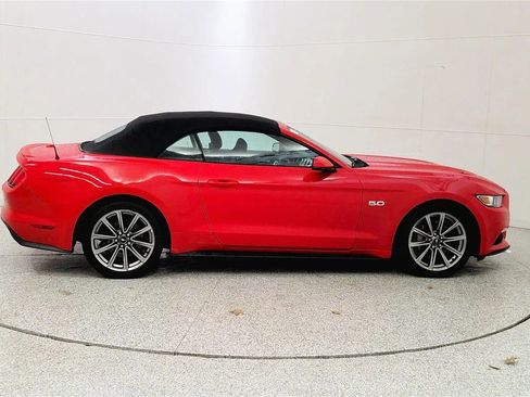 Used 2016 Ford Mustang GT Premium image 8