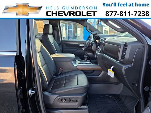 New 2026 Chevrolet Silverado 1500 High Country AWD/4WD image 16