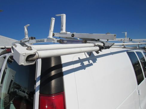 Used 2019 Chevrolet Express 2500 w/ Driver Convenience Package image 16