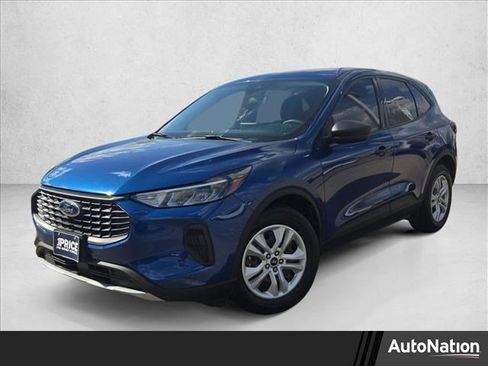 Used 2023 Ford Escape FWD image 1