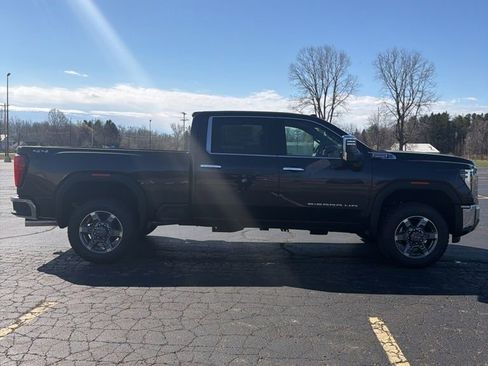 New 2026 GMC Sierra 2500 SLT w/ SLT Convenience Package image 4