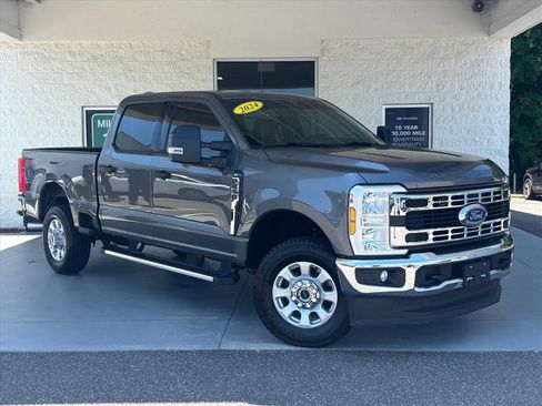 Used 2024 Ford F250 XLT w/ FX4 Off-Road Package AWD/4WD image 1