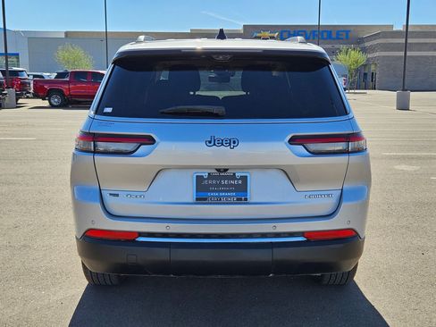 Used 2022 Jeep Grand Cherokee L Limited w/ Luxury Tech Group II AWD/4WD image 4