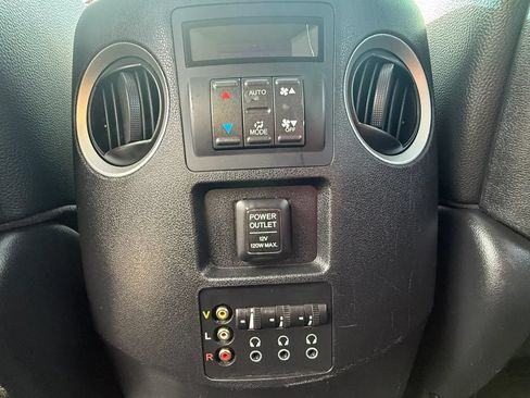 Used 2015 Honda Pilot Touring image 33
