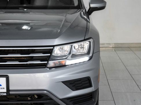 Used 2021 Volkswagen Tiguan SE FWD image 47