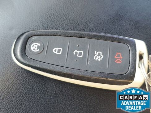 Used 2017 Lincoln Navigator Select image 41