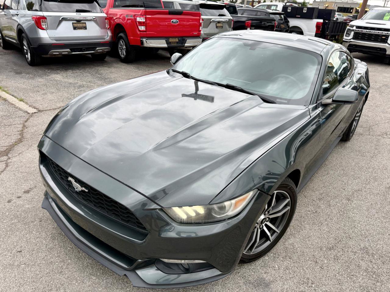Used 2015 Ford Mustang Premium RWD image 3