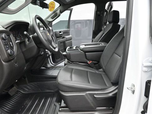 Used 2025 Chevrolet Silverado 2500 W/T w/ WT Convenience Package AWD/4WD image 12