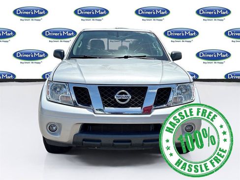 Used 2016 Nissan Frontier SV w/ SV Value Truck Package RWD image 2