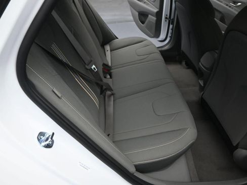 New 2025 Hyundai Elantra Sport image 31