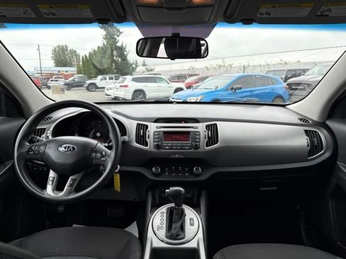 Used 2014 Kia Sportage LX AWD/4WD image 17