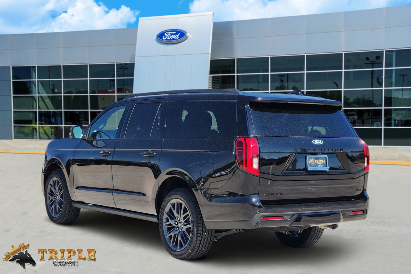 New 2027 Ford Expedition Max Platinum w/ Stealth Appearance Package AWD/4WD image 4
