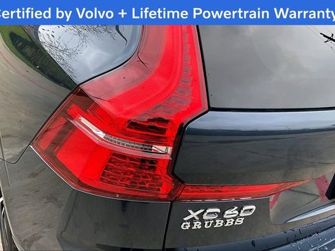 Certified 2025 Volvo XC60 B5 Core image 40