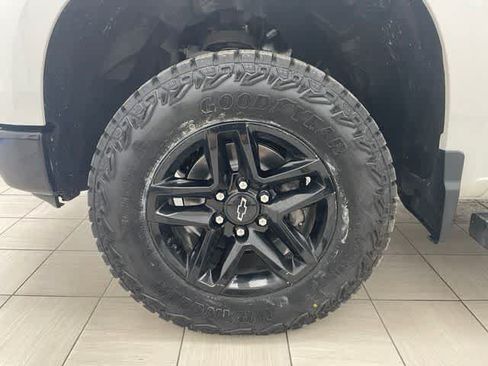 Certified 2023 Chevrolet Silverado 1500 LT Trail Boss AWD/4WD image 8