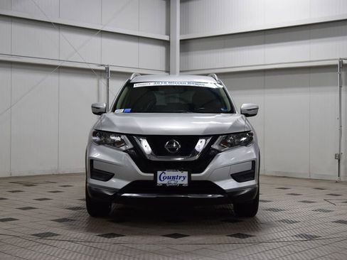 Used 2018 Nissan Rogue SV AWD/4WD image 2
