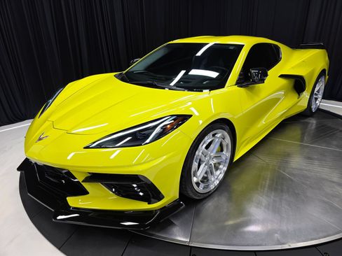 Used 2023 Chevrolet Corvette Stingray Premium Cpe w/ Z51 Performance Package RWD image 44