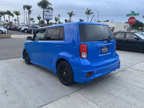 Used 2011 Scion xB image 5