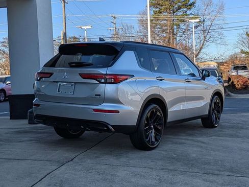 New 2025 Mitsubishi Outlander SEL Black Edition image 3