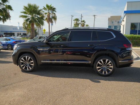 Used 2023 Volkswagen Atlas SEL Premium AWD/4WD image 16