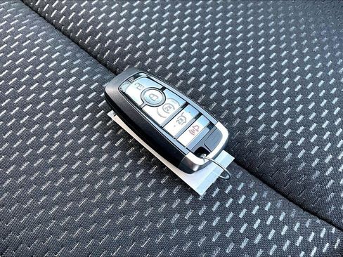 New 2026 Ford Escape ST-Line w/ Cold Weather Package image 35