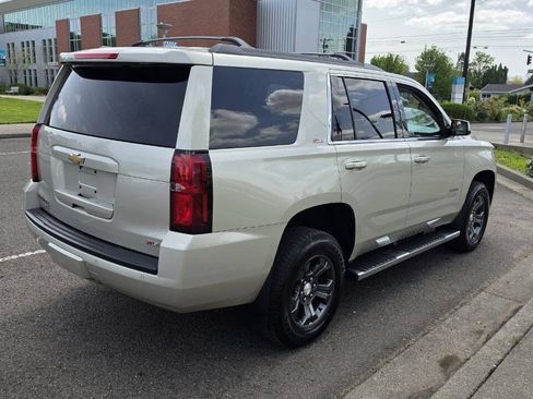 Used 2016 Chevrolet Tahoe LT w/ Luxury Package AWD/4WD image 5