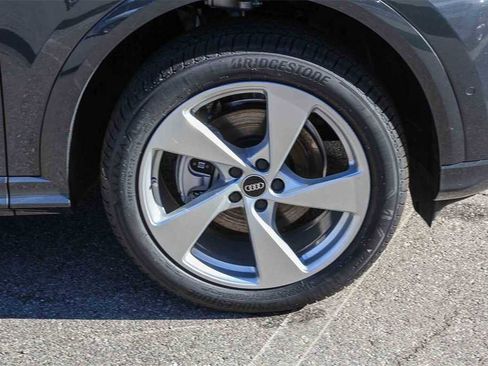 New 2025 Audi Q5 Premium Plus image 9
