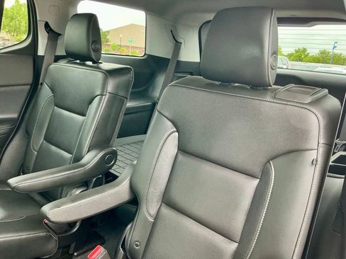 Used 2019 GMC Acadia SLT FWD image 29