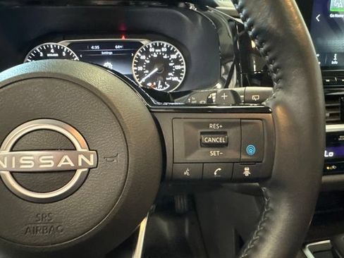 Certified 2024 Nissan Pathfinder SL w/ SL Premium Package AWD/4WD image 27