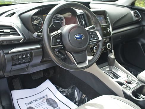 Used 2024 Subaru Forester Premium AWD/4WD image 11