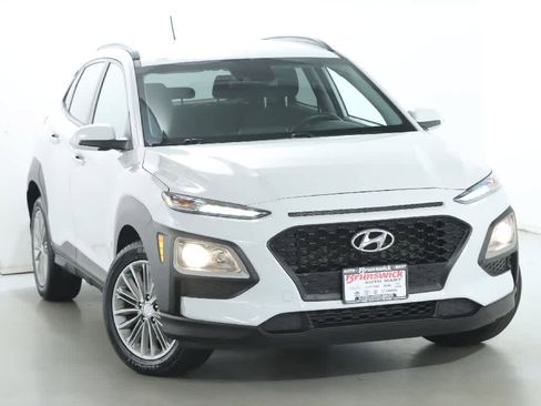 Used 2019 Hyundai Kona SEL w/ Cargo Package AWD/4WD image 2