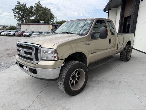 Used 2000 Ford F250 XL AWD/4WD image 4
